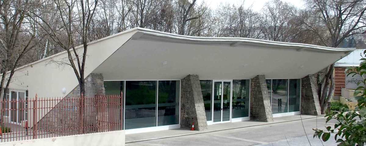 Pabellón Obra Sindical de Colonización