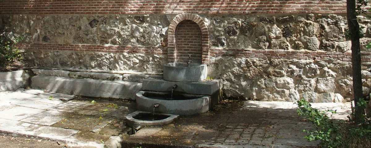 Fuente de la Casa de Vacas