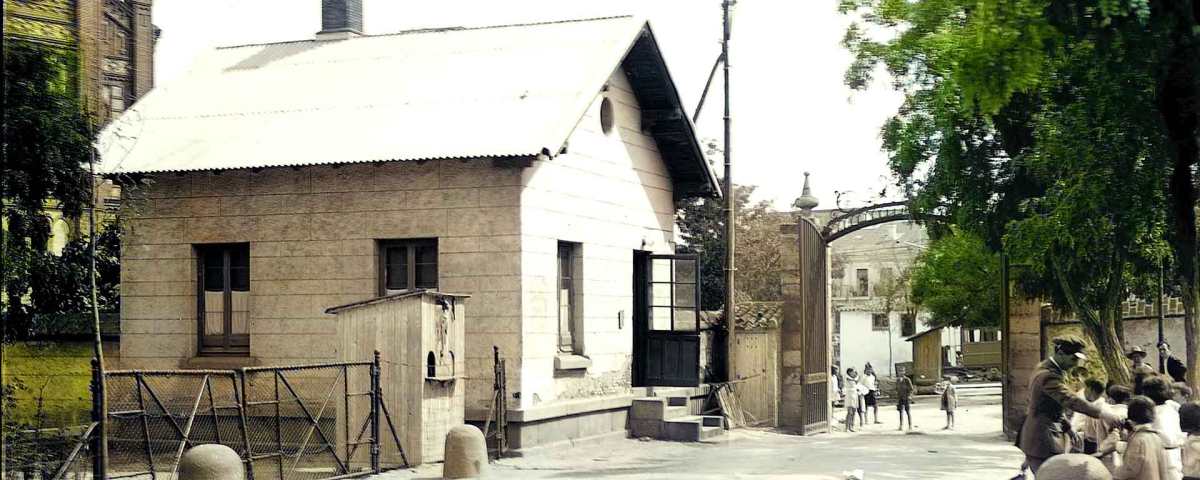 Casa de la Puerta del Ángel